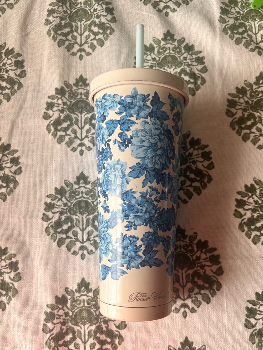 The Pioneer Woman heritage travel Tumbler with Straw